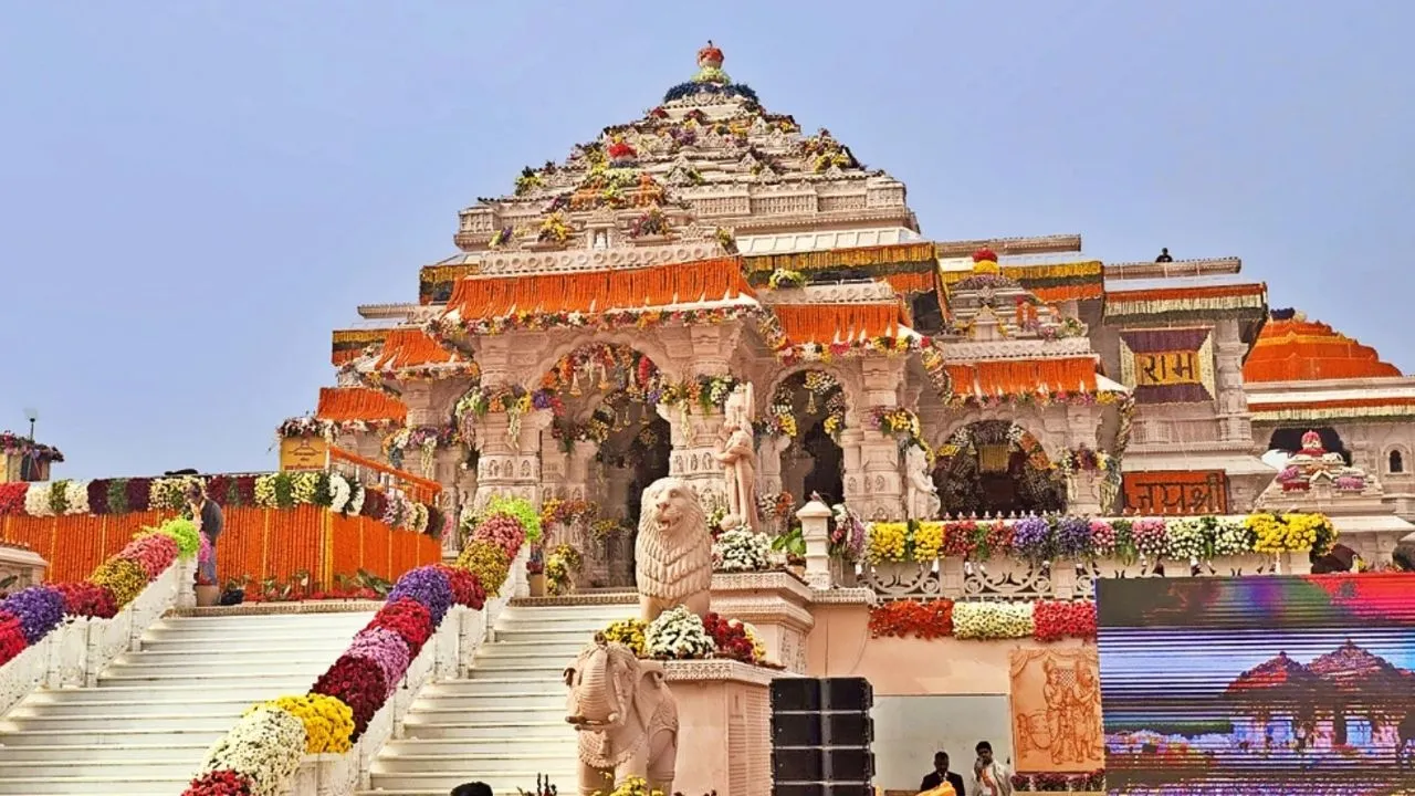 Ayodhya Tourism Guide | Ram Mandir, Temples, Ghats & Travel Info